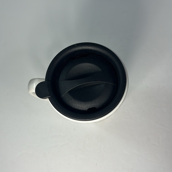 Disney Winnie the Pooh travel glass coffee mug with lid - Picture 4 of 6